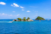 Yak Lek, Yak Yai Islands